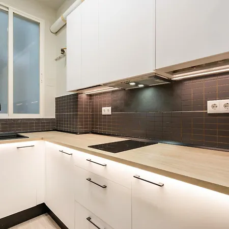 Apartamento Reformado En Metro Ibiza Alquiler Temporal Madrid Exterior photo